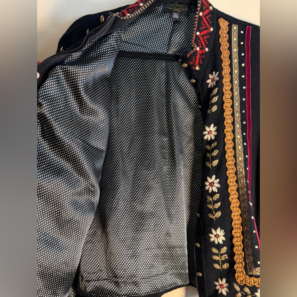 Icelandic Designs wool floral embroidered lined sweater jacket cottagecore Large - Picture 8 of 10